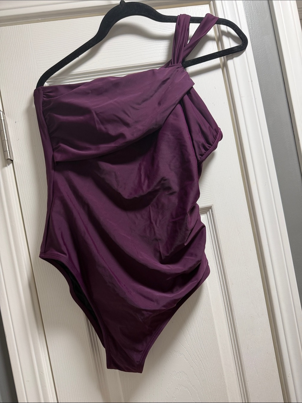 CUPSHE tummy contouring one piece swimsuit size large new with tags